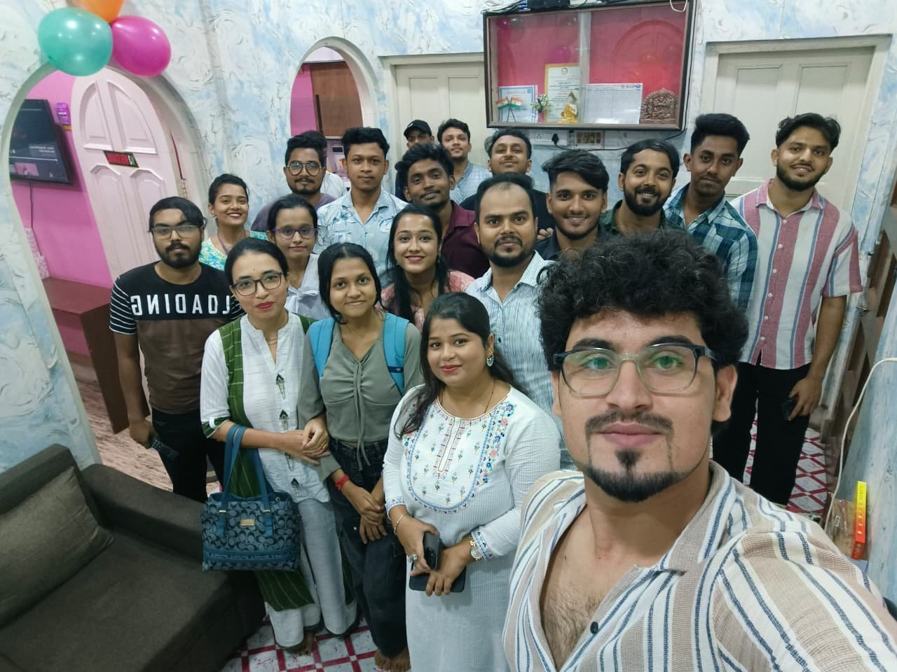 W3 Web School placement support team with digital marketing students in Kolkata
