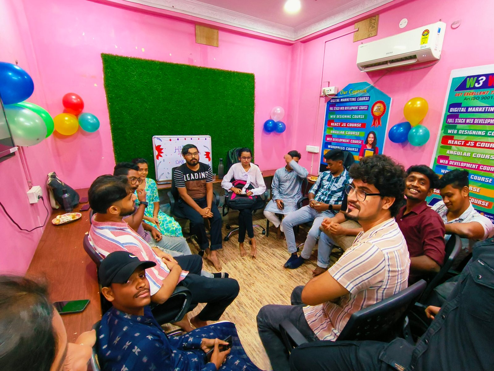 One-on-one doubt clearing session with W3 Web School instructor